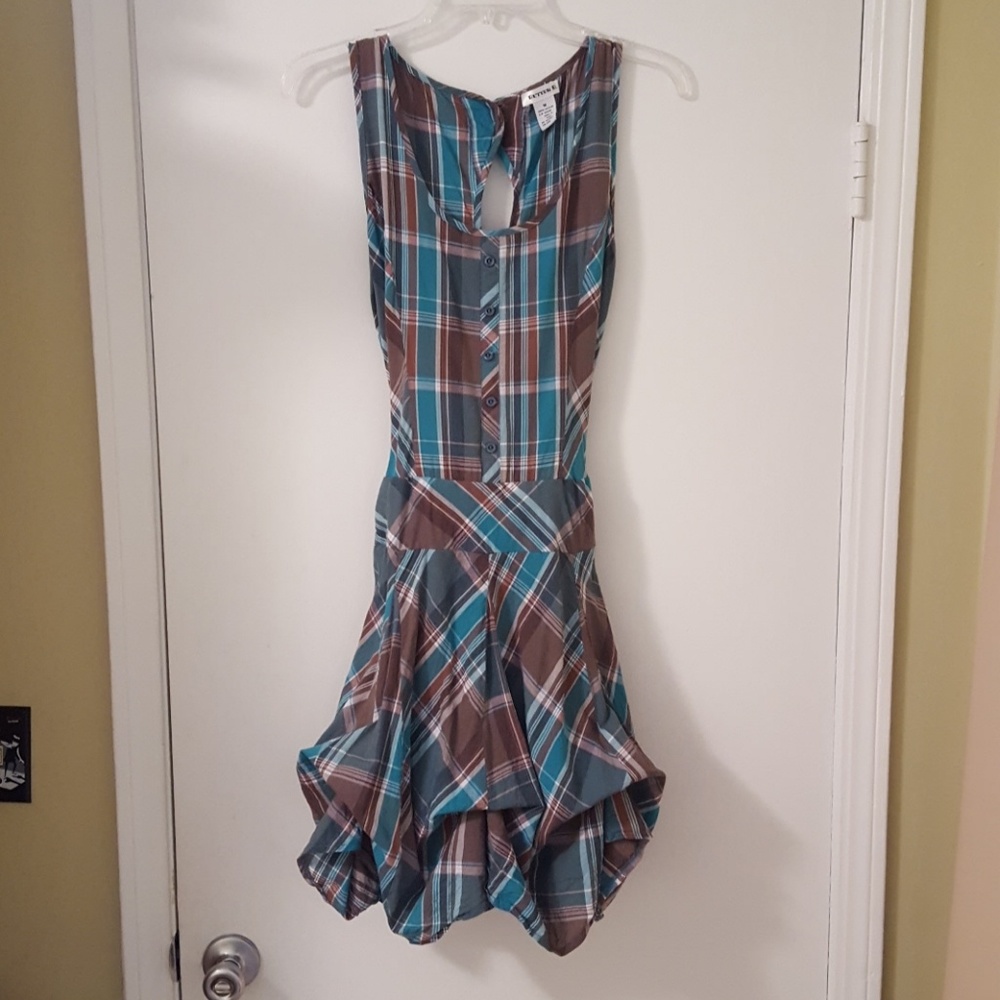 light weight cotton dress with bustle detailing